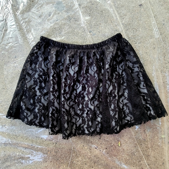 Host Pick 💝 Girls cute layered Skirt - Picture 6 of 7